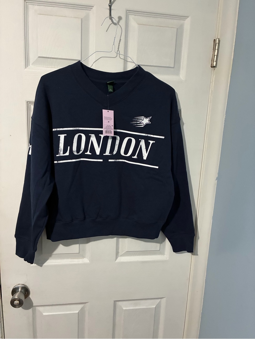 wild fable Navy Blue London Graphic Pullover Sweatshirt - Picture 1 of 7
